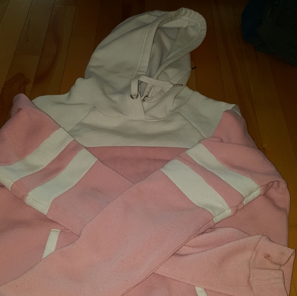 Sweater bundle - Picture 11 of 14